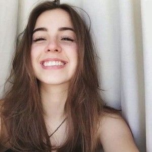 Meet your Posher, Mirta